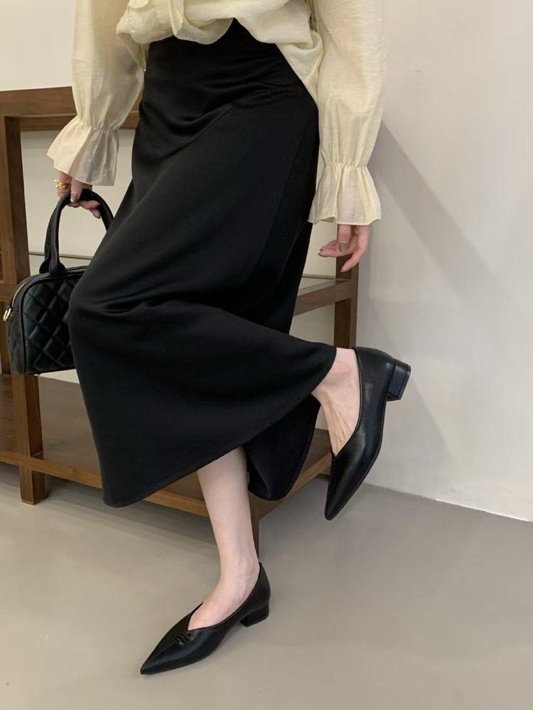 2026 New Spring & Autumn French Niche Design Pointed-Toe Chunky Low Heel Slip-On Pumps For Women, Versatile Elegant Office Style